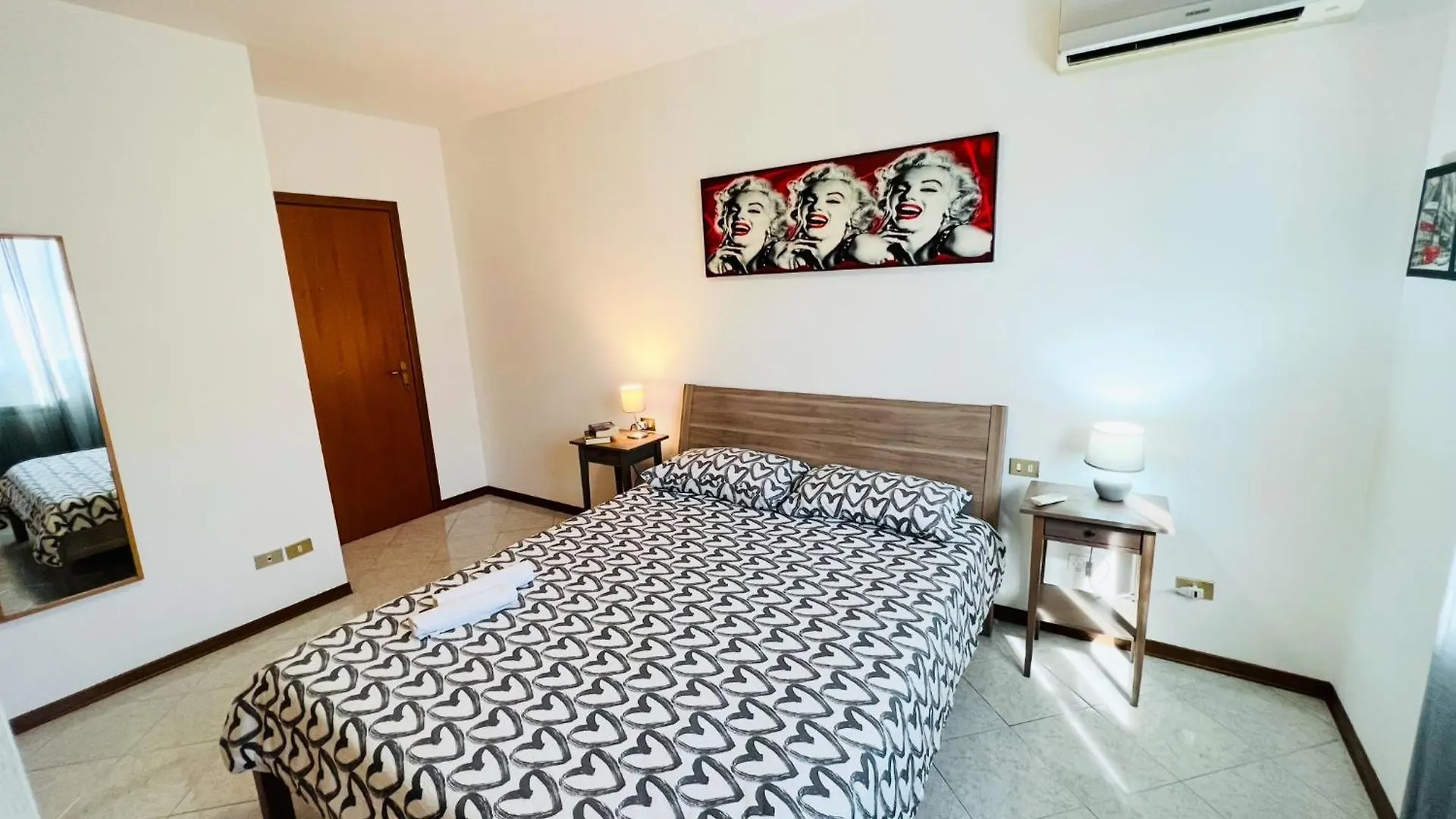 Big Apartment In Milan City Navigli District With 2 Balcony And Parking
