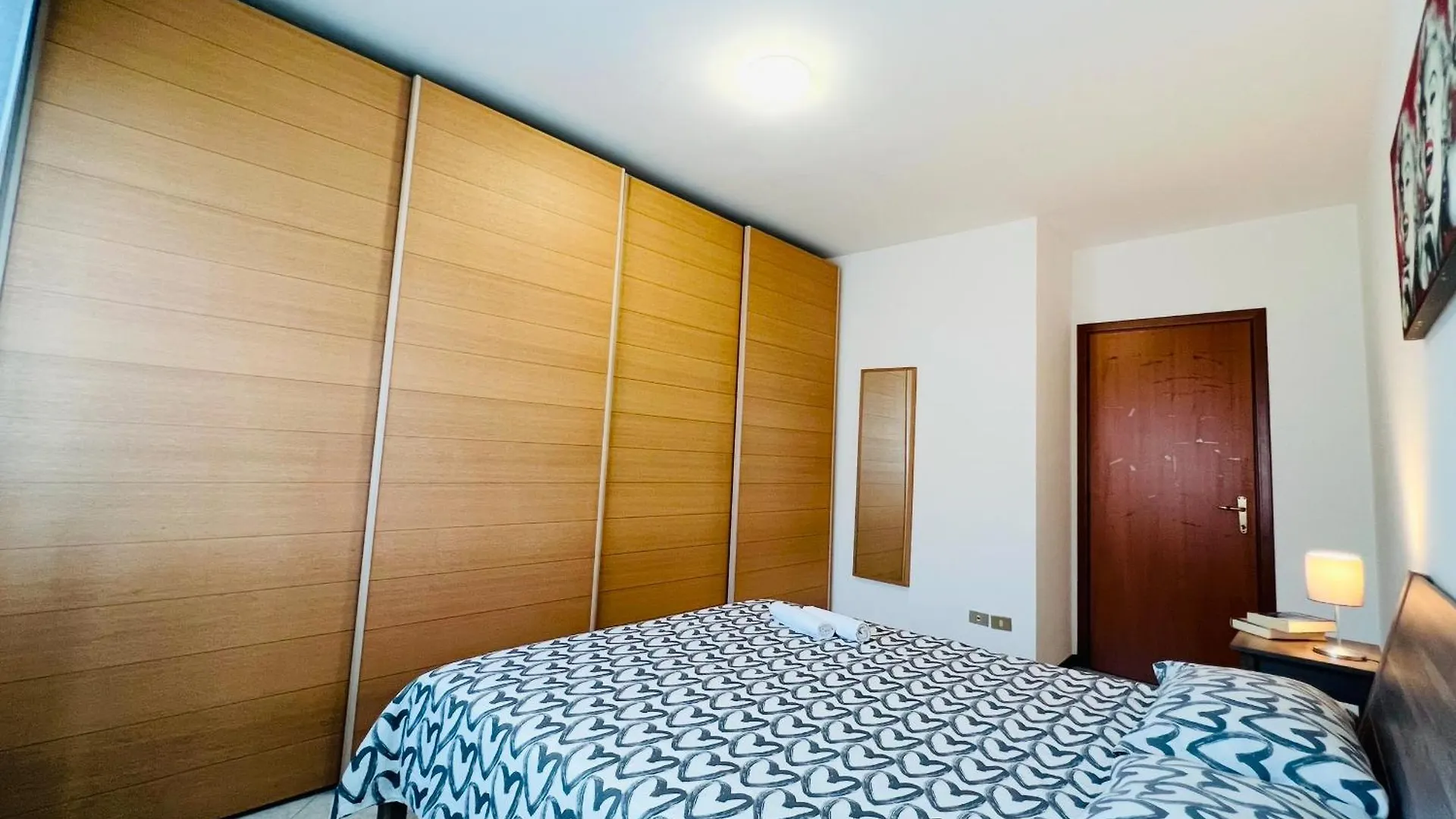 Big Apartment In Milan City Navigli District With 2 Balcony And Parking Italy