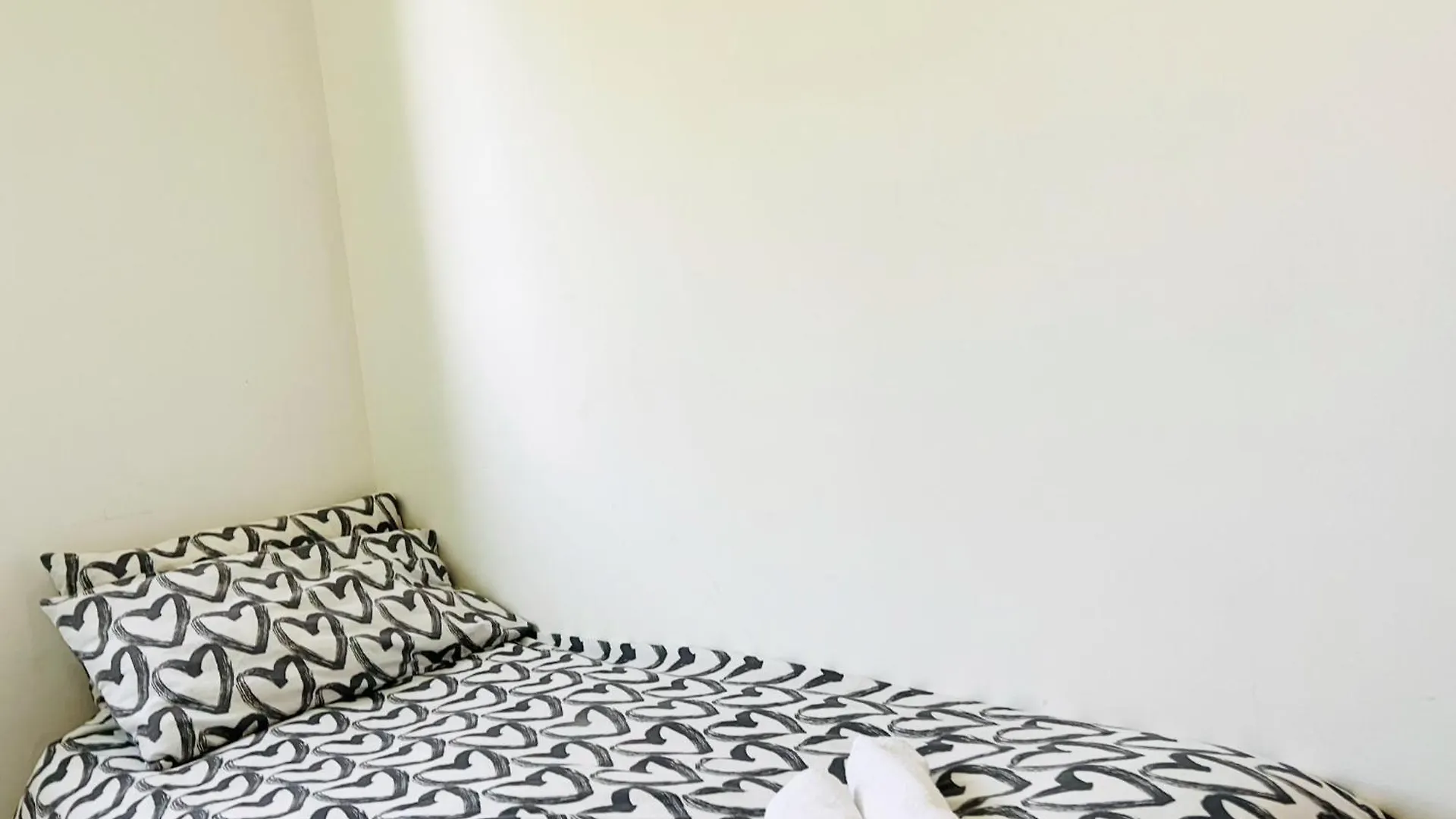 Big Apartment In Milan City Navigli District With 2 Balcony And Parking